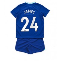 Chelsea Reece James #24 Hjemmebanesæt Børn 2022-23 Kortærmet (+ Korte bukser)